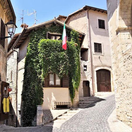 "Il Nido" Apartment Sermoneta Exterior foto