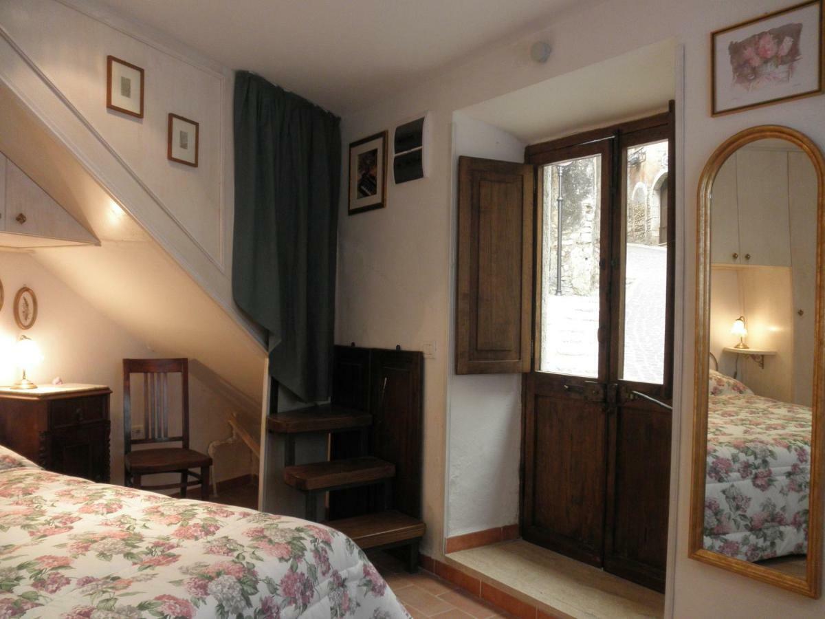 "Il Nido" Apartment Sermoneta Exterior foto